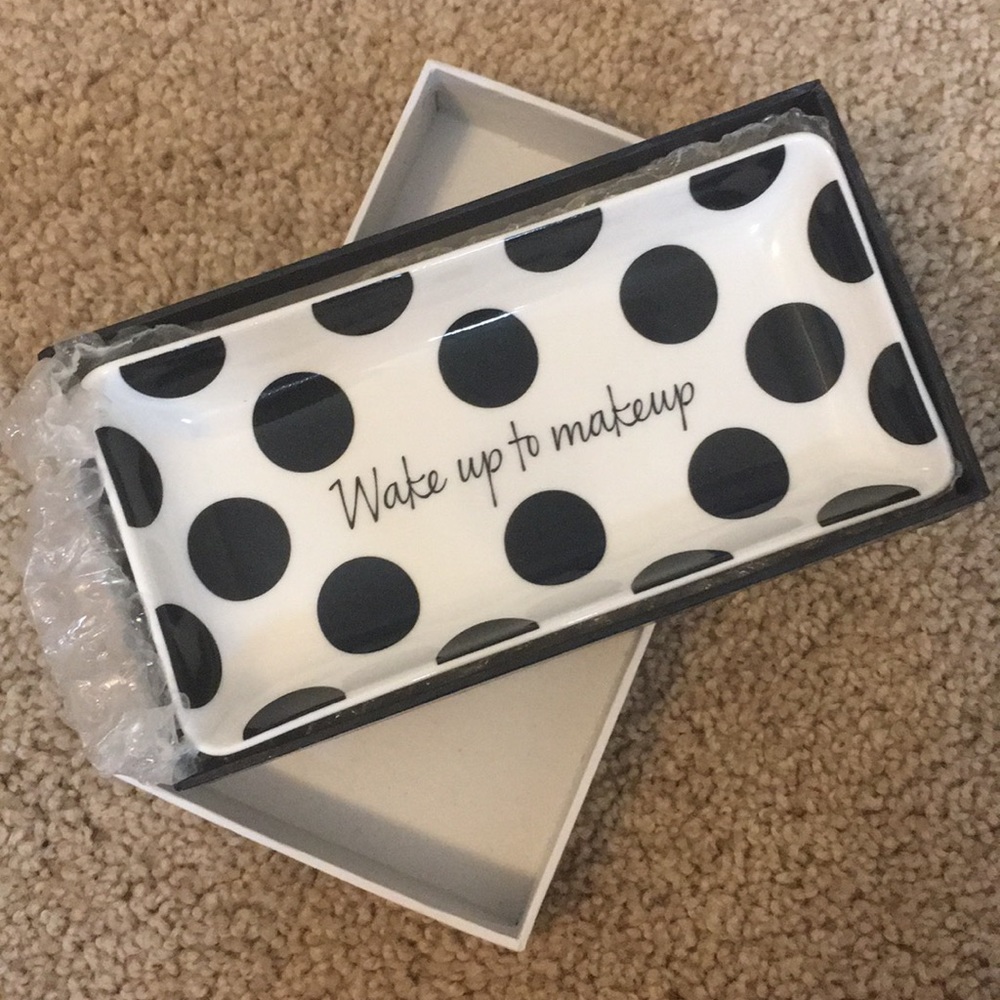 Sephora Wake Up To Makeup brush/jewelry dish.